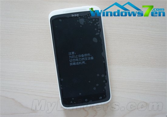白色诱惑 HTC The One X行货开箱图赏