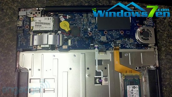 Google Chrome OS笔记本初步拆解