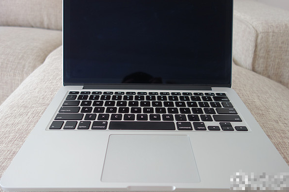 苹果笔记本电脑 苹果笔记本电脑